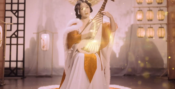 缤纷的打击乐都将勾勒出塞外景象特殊的琵琶技法则模拟出漫天黄沙